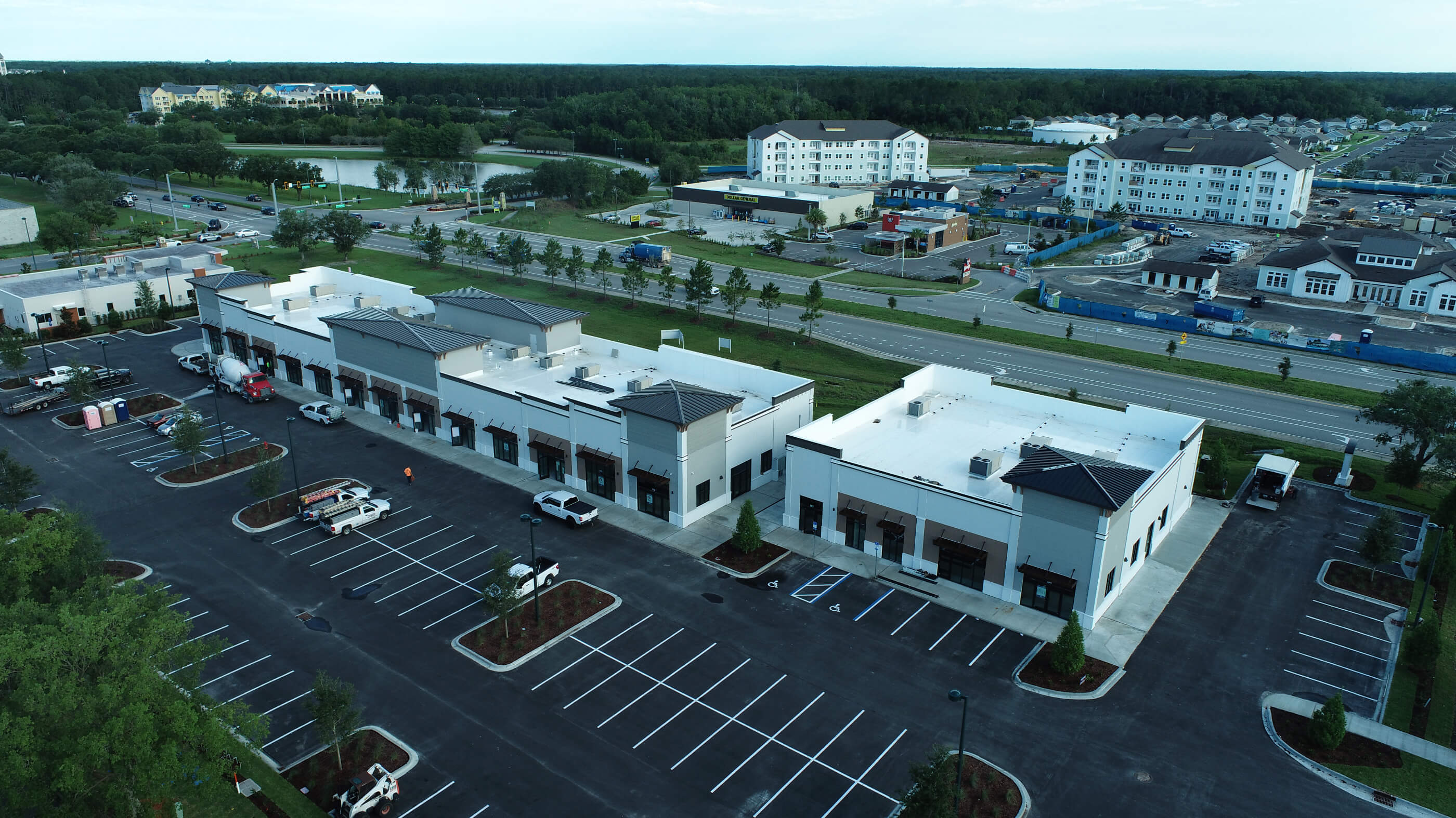 Parkway Commons Shopping Center at the World Golf Village Commercial